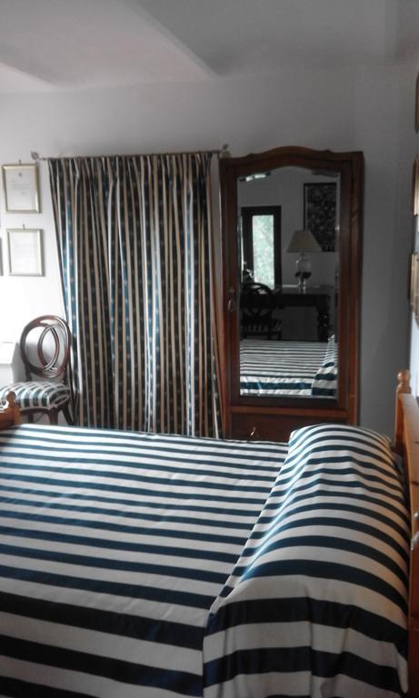 Casa Ramonda Guest House Neive Room photo